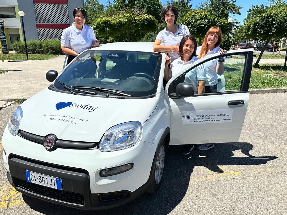 131 Professioniste Cure Palliative con auto donata 1 1000