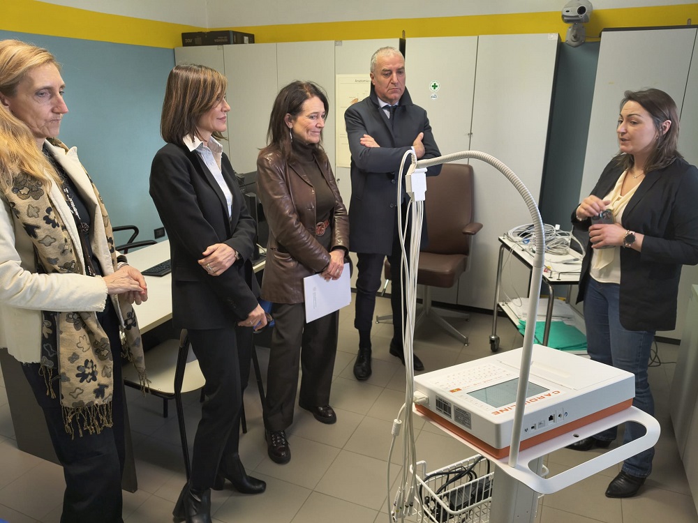 39 strumentazioni donate 1000