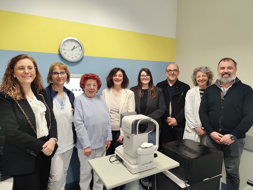 51 Donazione refrattometri Carpi 1 1000