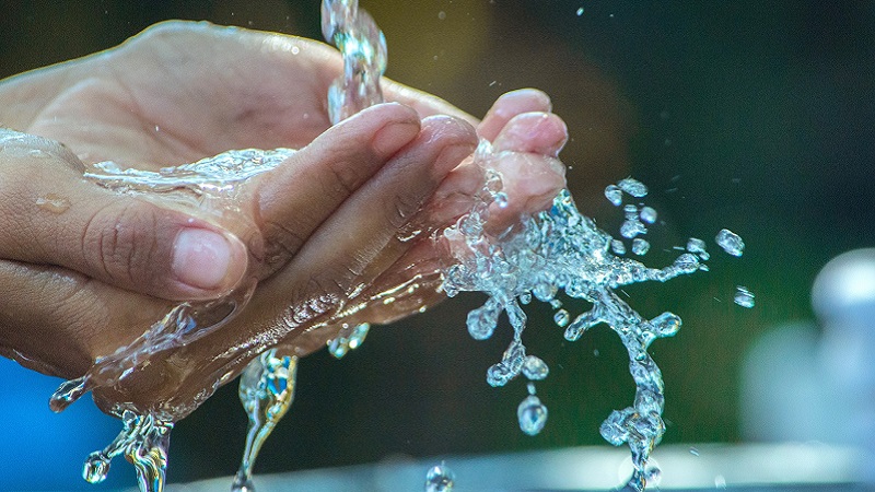 Acqua 800 x 450