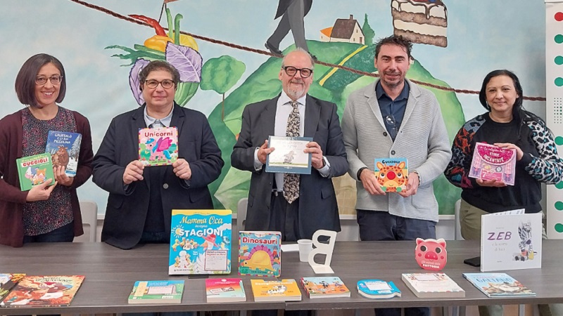 Aiutaci a crescere.Regalaci un libro 800 x 450