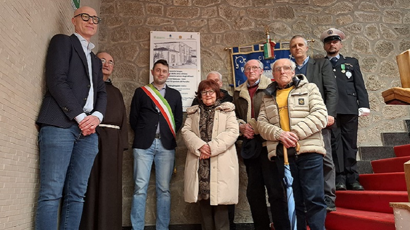 Inaugurazione targa ricordo vittime (3) 800 x 450
