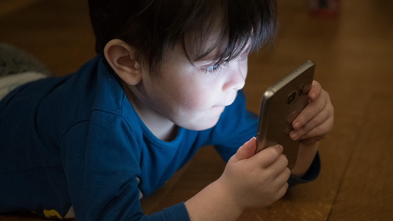 Smartphone 800 x 450