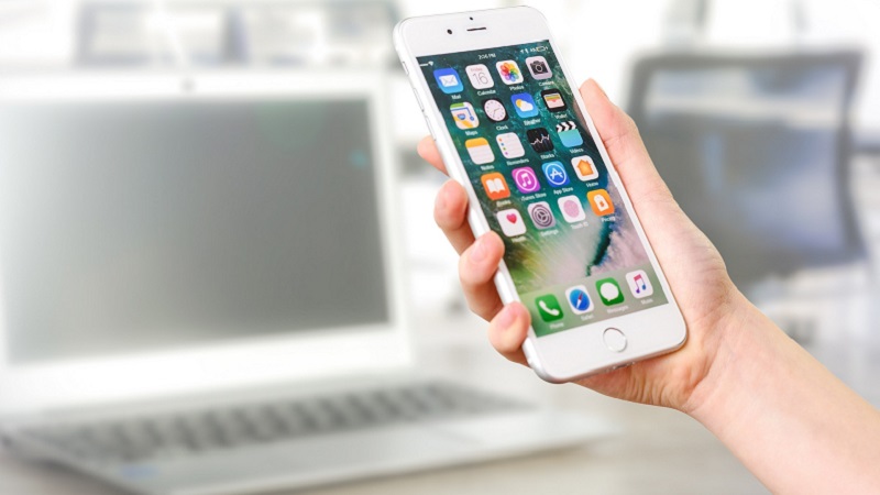 Smartphone 800 x 450
