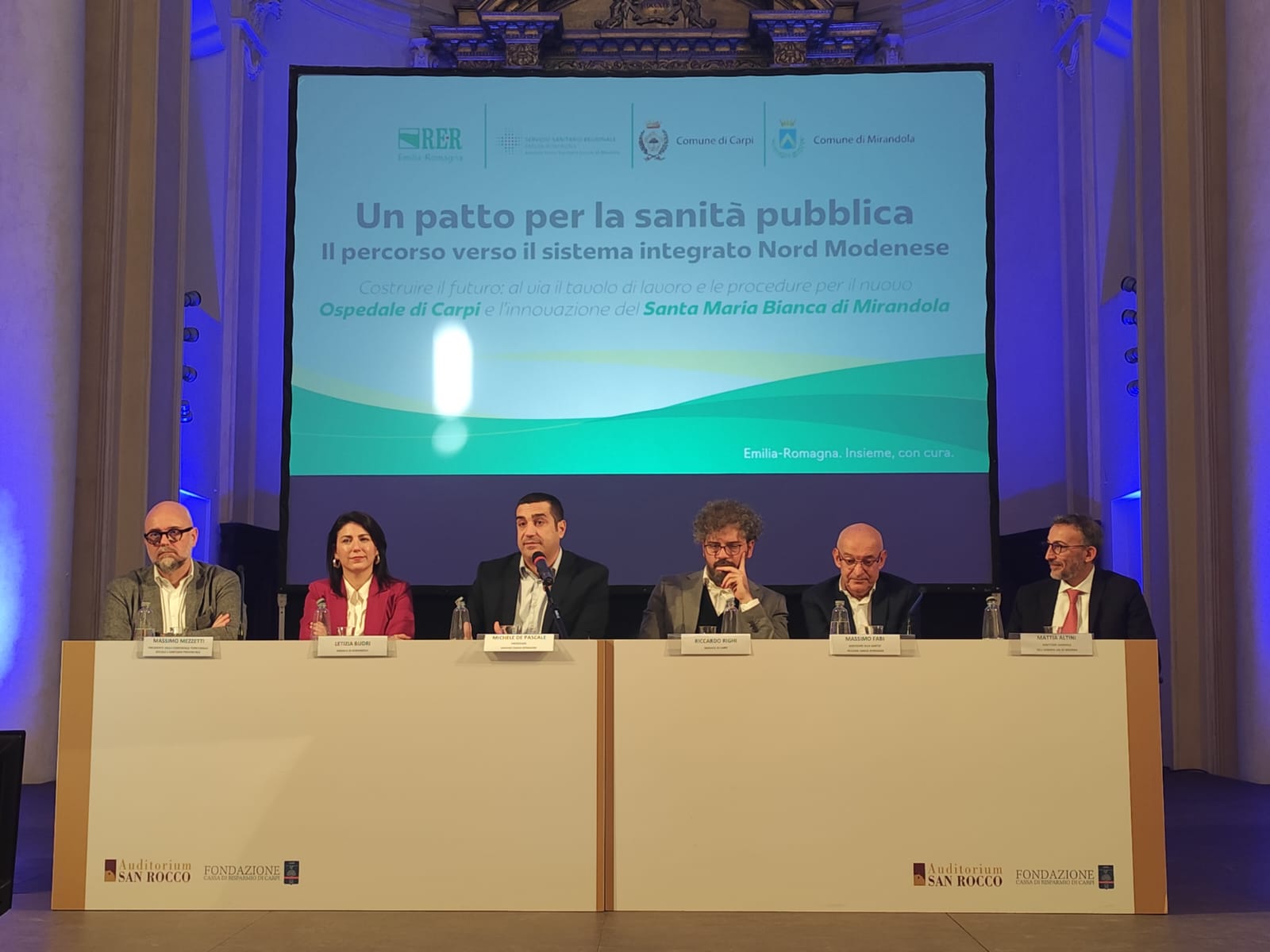 foto_patto_salute_tavolo_relatori